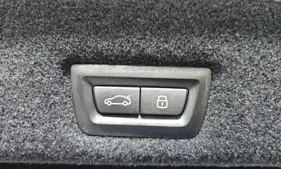 BMW i7 2023, 56651 км, за 74504.4 USD - фото 20
