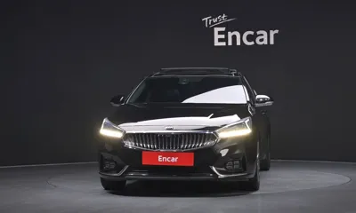 Kia K7 2018, 217401 км, за 6375.23 USD