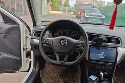 Volkswagen Lavida 2015, 78300 км, за 4846 USD - фото 10