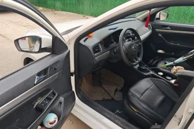 Volkswagen Lavida 2015, 78300 км, за 4846 USD - фото 16