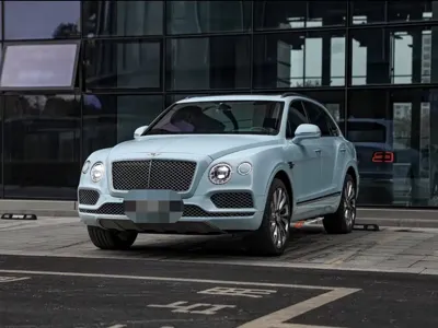 Bentley Bentayga 2019, 80000 км, за 144199.68 USD