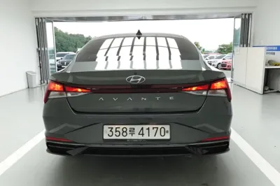 Hyundai Avante 2021, 35152 км, за 10986.15 USD