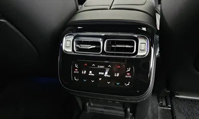 Mercedes-Benz S-Class 2021, 46486 км, за 65441.61 USD - фото 31