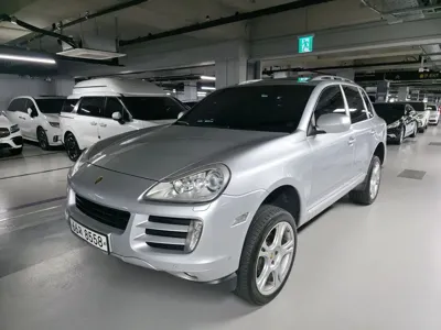 Porsche Cayenne · 2009 год