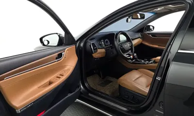 Hyundai Grandeur 2018, 98432 км, за 11750.03 USD - фото 10