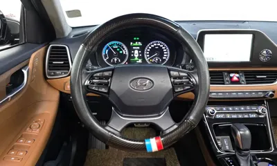 Hyundai Grandeur 2018, 98432 км, за 11750.03 USD - фото 12
