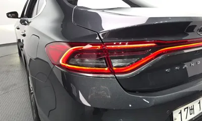 Hyundai Grandeur 2018, 98432 км, за 11750.03 USD - фото 23