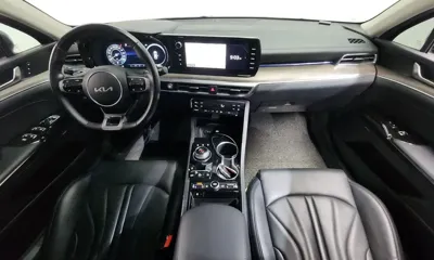 Kia K5 2023, 43843 км, за 16723.97 USD - фото 7