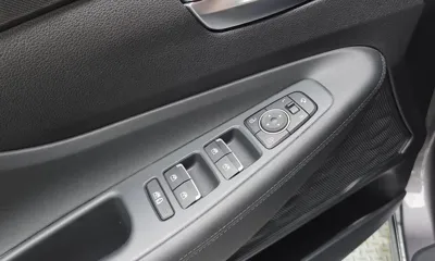 Hyundai Santafe 2023, 56995 км, за 14900.88 USD - фото 18