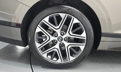 Hyundai Grandeur 2025, 16138 км, за 25494.43 USD