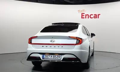 Hyundai Sonata 2020, 89097 км, за 10141.06 USD