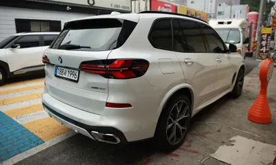 BMW X5 2025, 5500 км, за 81967.29 USD