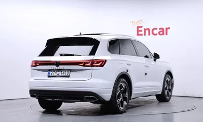 Volkswagen Touareg 2024, 16266 км, за 51523.14 USD