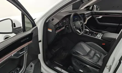 Volkswagen Touareg 2024, 16266 км, за 51523.14 USD - фото 11