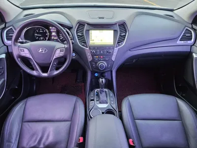Hyundai Santafe 2016, 159379 км, за 8467.9 USD
