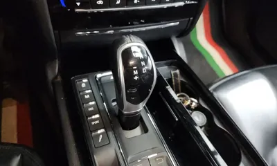 Maserati Ghibli 2017, 70729 км, за 12353.64 USD - фото 9