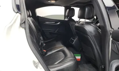 Maserati Ghibli 2017, 70729 км, за 12353.64 USD - фото 11