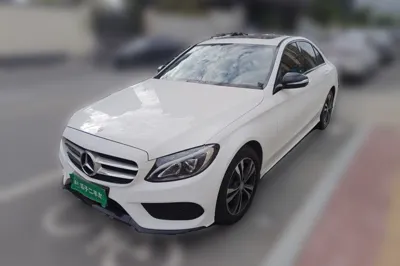 Mercedes-Benz C-Class · 2015 год