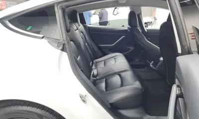 Tesla Model 3 2020, 135187 км, за 14832.18 USD - фото 11