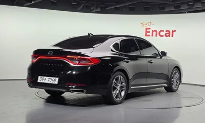 Hyundai Grandeur 2018, 169295 км, за 6147.55 USD