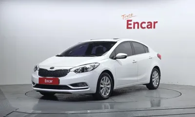 Kia K3 · 2015 год