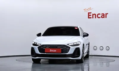Audi A5 2025, 3902 км, за 39057.37 USD