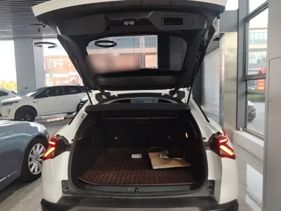 Citroen C5 X 2023, 34100 км, за 14573 USD - фото 22