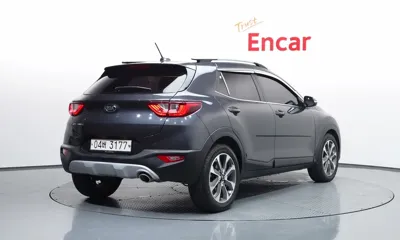 Kia Stonic 2018, 21816 км, за 8395.03 USD
