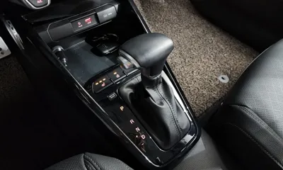 Kia Stonic 2018, 21816 км, за 8395.03 USD - фото 9