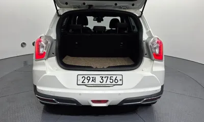 KG_Mobility_Ssangyong TIBOLI 2019, 97793 км, за 7488.44 USD - фото 20