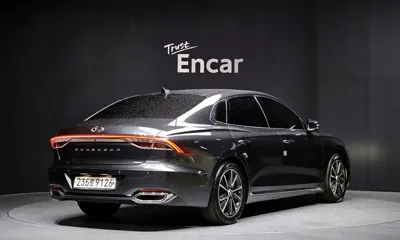 Hyundai Grandeur 2020, 132282 км, за 13583.14 USD