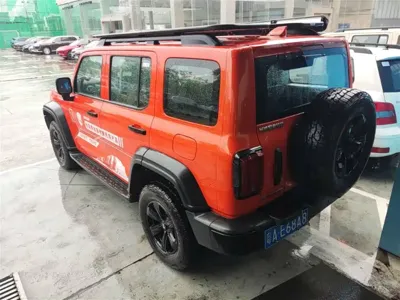 Tank Tank 300 2025, 4800 км, за 27486.22 USD