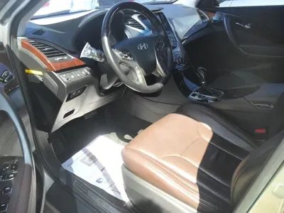 Hyundai Grandeur 2012, 103000 км, за 4463.7 USD