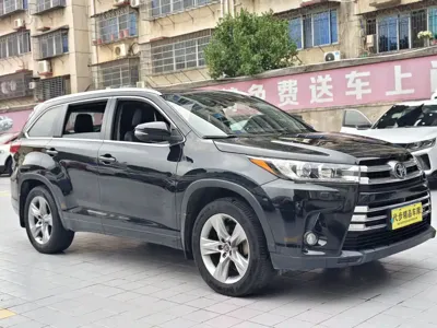 Toyota Highlander 2018, 100000 км, за 14726.4 USD