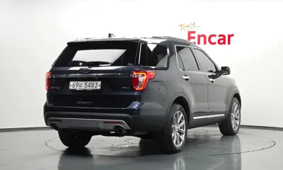 Ford Explorer 2017, 66185 км, за 11171.35 USD