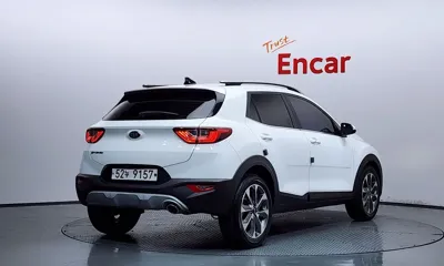 Kia Stonic 2019, 69784 км, за 7877.12 USD