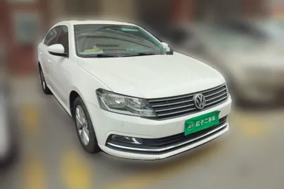 Volkswagen Lavida 2017, 90100 км, за 6805 USD