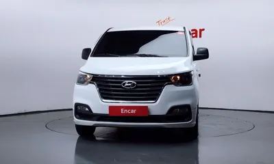 Hyundai Starex 2021, 55630 км, за 11369.65 USD