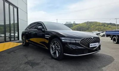 Genesis G90 2023, 76000 км, за 35428.71 USD