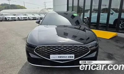 Genesis G90 2023, 76000 км, за 35428.71 USD