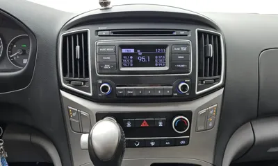 Hyundai Starex 2017, 27331 км, за 8912.32 USD - фото 14