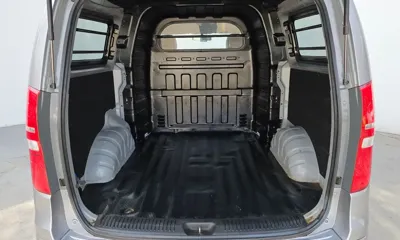Hyundai Starex 2017, 27331 км, за 8912.32 USD - фото 20