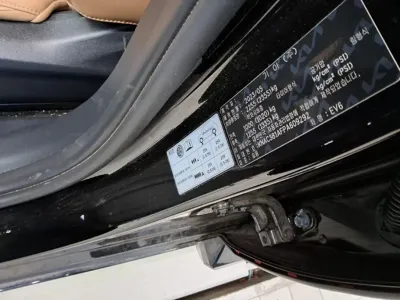 Kia EV6 2023, 36900 км, за 23828.28 USD - фото 13