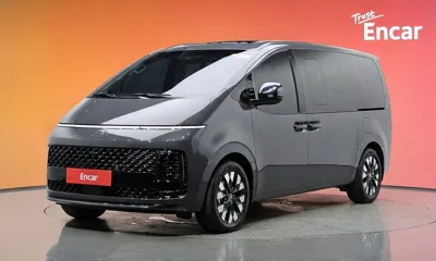 Hyundai Staria · 2025 год