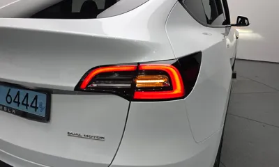 Tesla Model Y 2023, 53410 км, за 24702.58 USD - фото 24