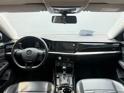 Volkswagen Passat 2021, 91000 км, за 10873.88 USD - фото 7