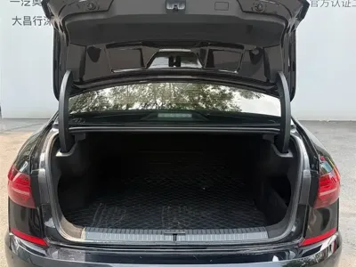 Volkswagen Passat 2021, 91000 км, за 10873.88 USD - фото 9