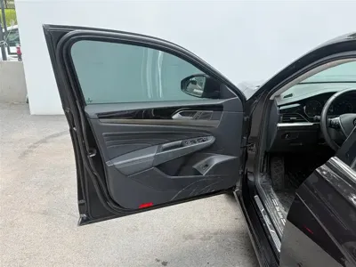 Volkswagen Passat 2021, 91000 км, за 10873.88 USD - фото 13