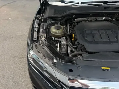 Volkswagen Passat 2021, 91000 км, за 10873.88 USD - фото 21
