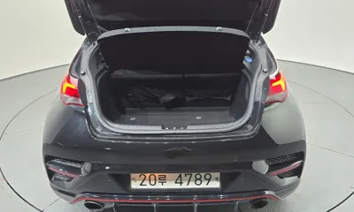 Hyundai Veloster 2019, 83089 км, за 7089.41 USD - фото 17